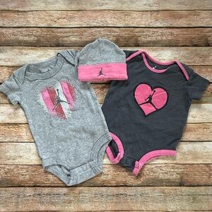 Jordan Baby Girls Gray and Pink Heart Logo Matching Set